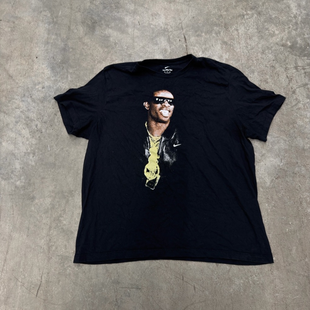 Nike Black Short-Sleeve Tee with Portrait Graphic